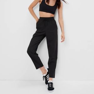 GapFit High Rise Runaround Pants - Black - Size Medium